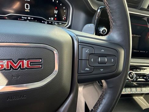 Used 2022 GMC Sierra 1500 AT4 w/ Technology Package AWD/4WD image 16
