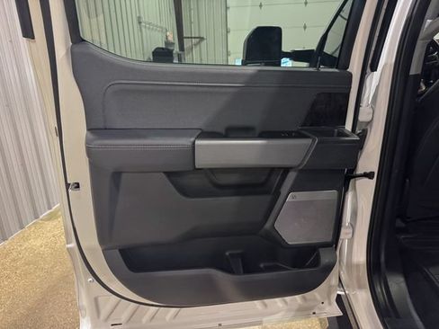Used 2024 Ford F250 Lariat w/ Lariat Ultimate Package AWD/4WD image 17