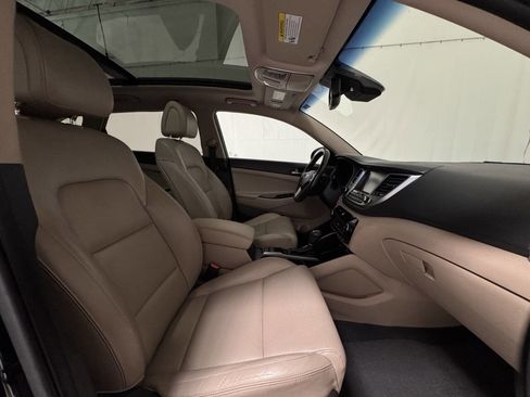 Used 2016 Hyundai Tucson Limited w/ Option Group 03 image 11