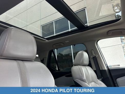Certified 2024 Honda Pilot Touring image 21