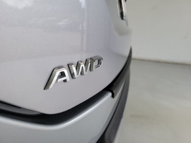 Used 2024 Honda Pilot Touring image 8