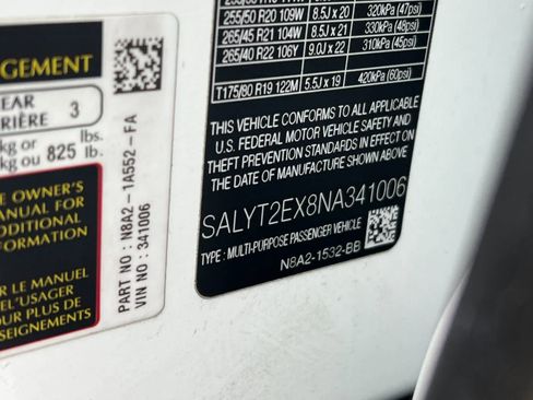 Used 2022 Land Rover Range Rover Velar R-Dynamic S AWD/4WD image 33