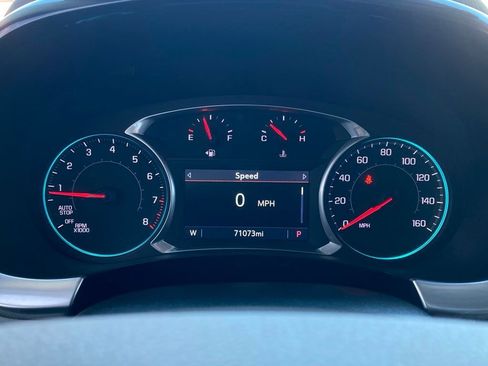 Used 2021 Chevrolet Traverse LT FWD image 14