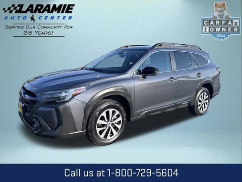 Used 2025 Subaru Outback Premium AWD/4WD image 1