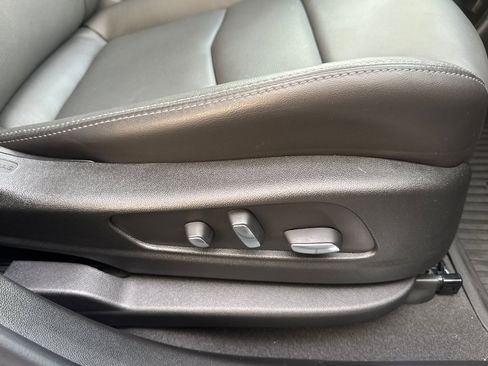 Used 2025 Cadillac XT5 Premium Luxury w/ Technology Package image 22