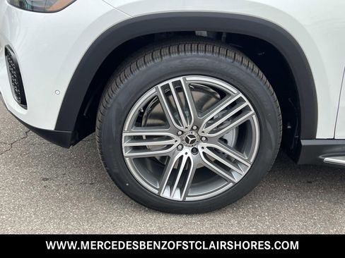 New 2026 Mercedes-Benz GLS 450 4MATIC image 11
