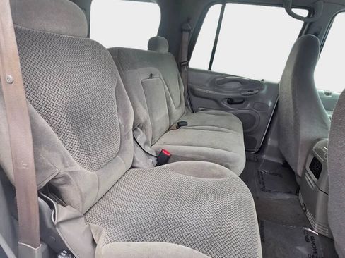 Used 2000 Ford Expedition XLT RWD image 11