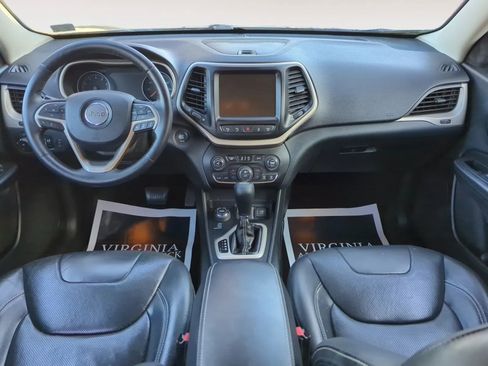 Used 2015 Jeep Cherokee Limited w/ Luxury Group image 4