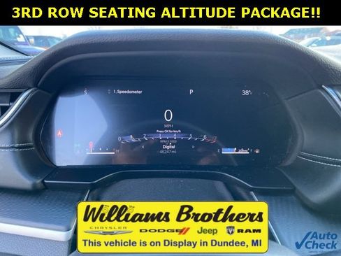 Certified 2024 Jeep Grand Cherokee L Laredo image 12