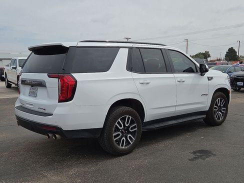 Used 2024 GMC Yukon AT4 AWD/4WD image 4