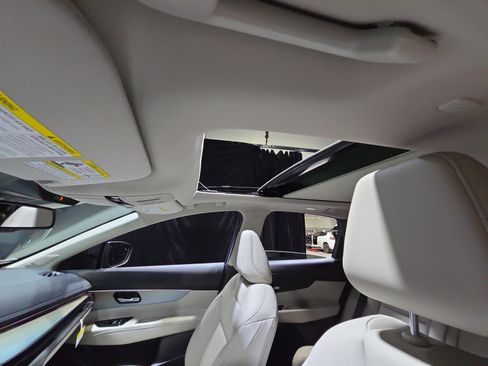 New 2025 Nissan Murano SL AWD/4WD image 32