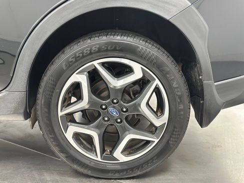 Used 2019 Subaru Crosstrek 2.0i Limited w/ Moonroof Package w/Navigation image 23