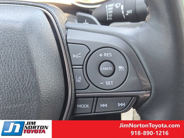 Used 2024 Toyota Camry SE FWD image 28