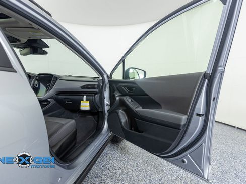 Used 2024 Subaru Crosstrek 2.0i Premium AWD/4WD image 36