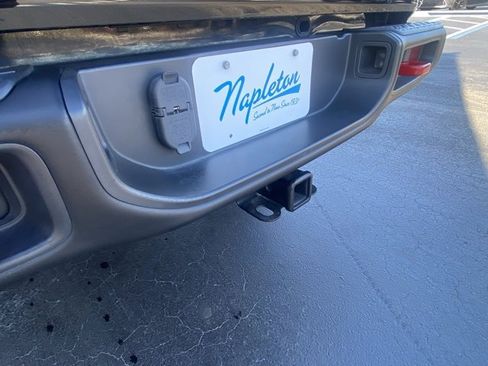 Used 2023 Jeep Gladiator Rubicon w/ Cold Weather Group image 24