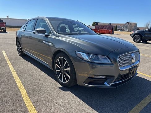 Used 2020 Lincoln Continental Reserve image 3