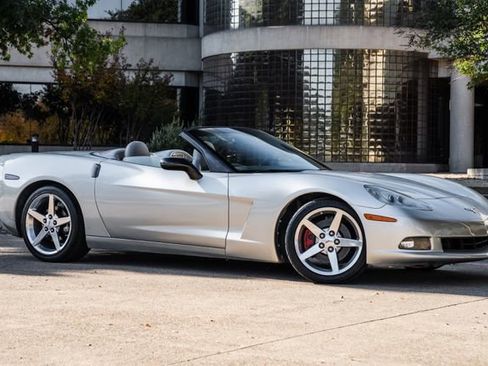 Used 2006 Chevrolet Corvette Convertible w/ Preferred Equipment Group image 31
