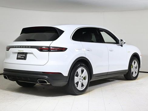 Certified 2022 Porsche Cayenne E-Hybrid image 7