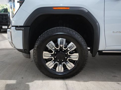 Used 2026 GMC Sierra 2500 Denali w/ Denali Reserve Package AWD/4WD image 12