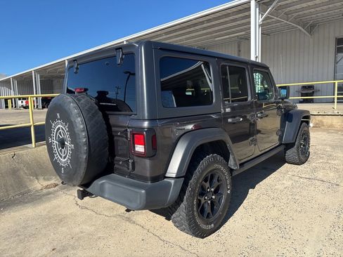Used 2020 Jeep Wrangler Unlimited Sport image 5
