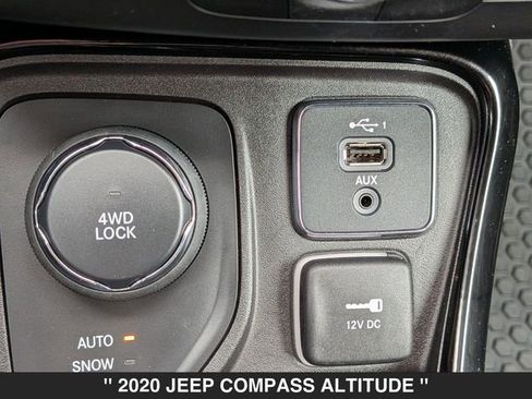 Used 2020 Jeep Compass Latitude image 27