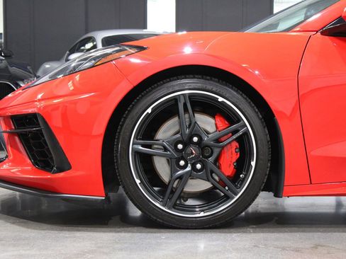 Used 2022 Chevrolet Corvette Stingray Preferred Cpe w/ Z51 Performance Package RWD image 10