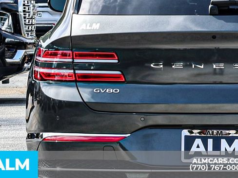 Used 2025 Genesis GV80 2.5T Standard AWD/4WD image 12