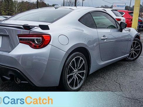 Used 2018 Toyota 86 image 6