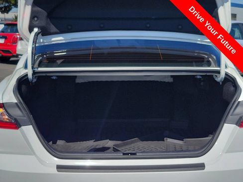 Used 2025 Toyota Camry SE FWD image 24
