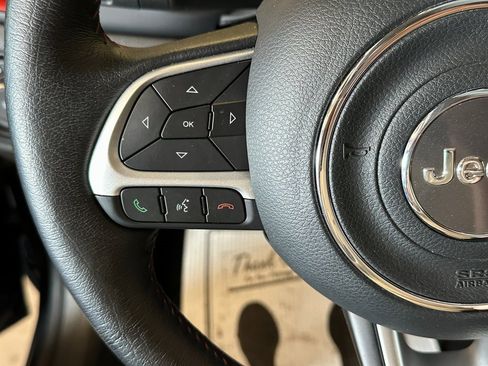 Used 2023 Jeep Renegade Trailhawk w/ Trailhawk Elite Group image 11