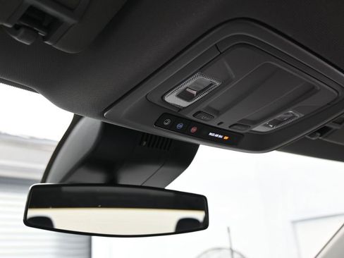 Used 2023 Chevrolet Silverado 1500 RST image 23