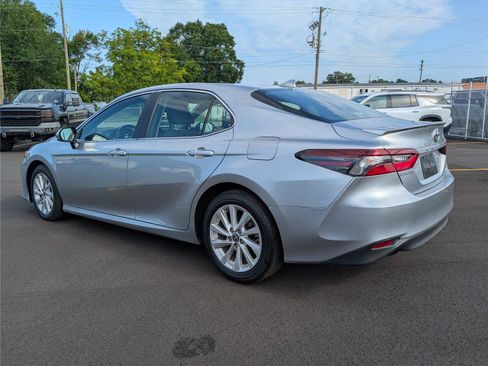 Used 2024 Toyota Camry LE FWD image 3