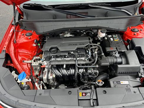 Certified 2024 Hyundai Kona SE image 16