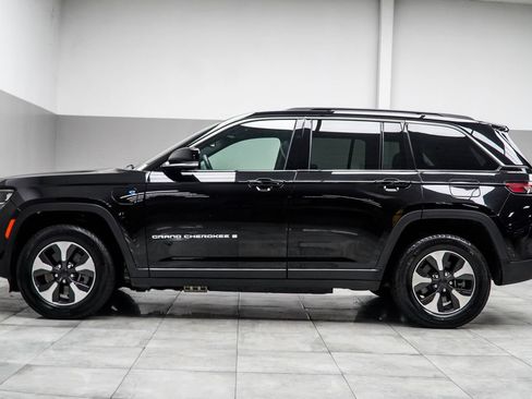 Used 2024 Jeep Grand Cherokee Limited 4xe AWD/4WD image 10