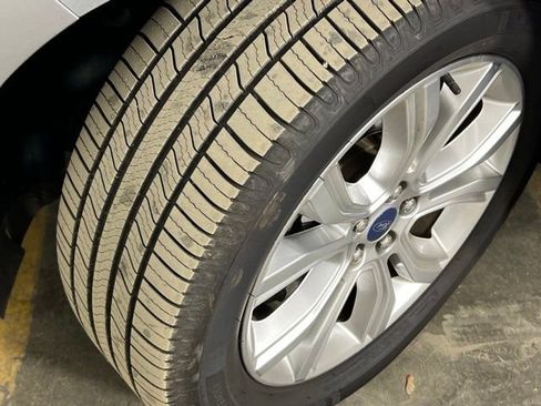 Used 2020 Ford Edge Titanium w/ Equipment Group 301A image 39