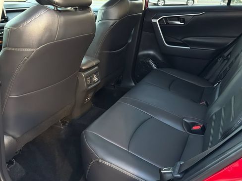 Used 2025 Toyota RAV4 XLE Premium w/ Weather Package AWD/4WD image 18