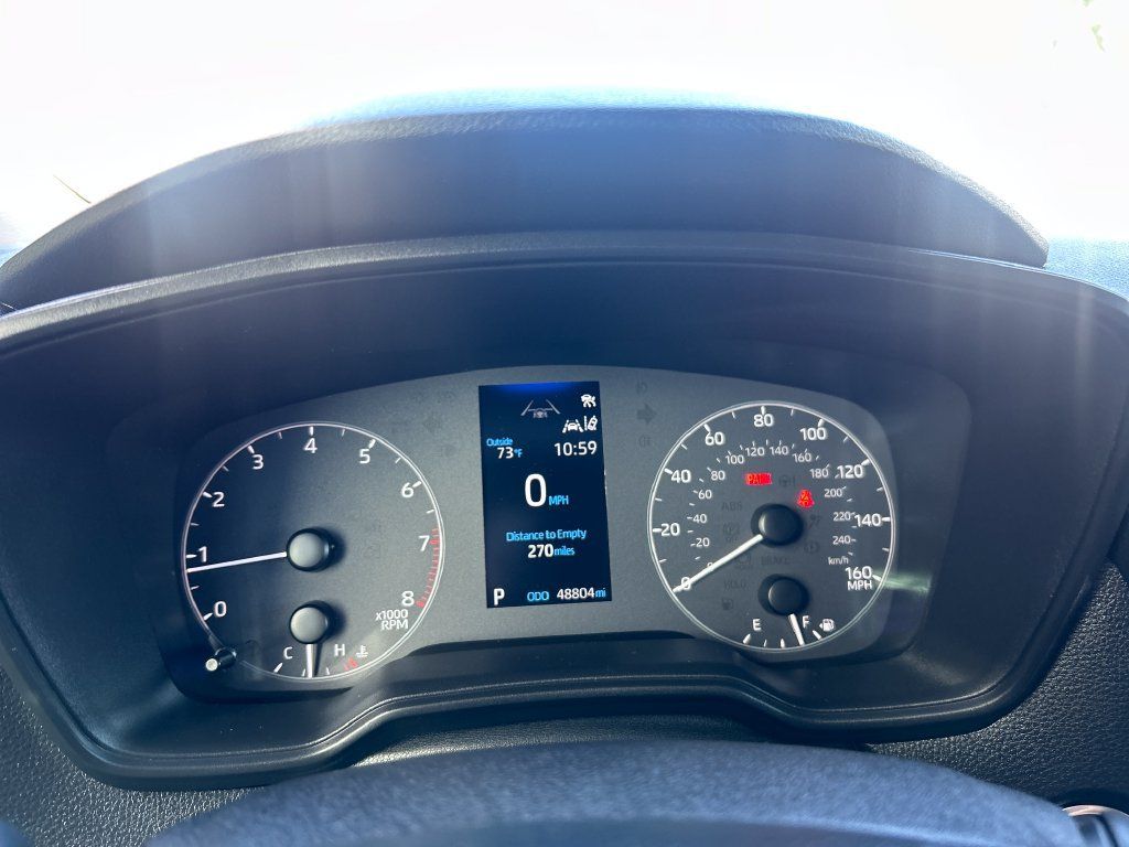 Certified 2024 Toyota Corolla SE FWD image 18