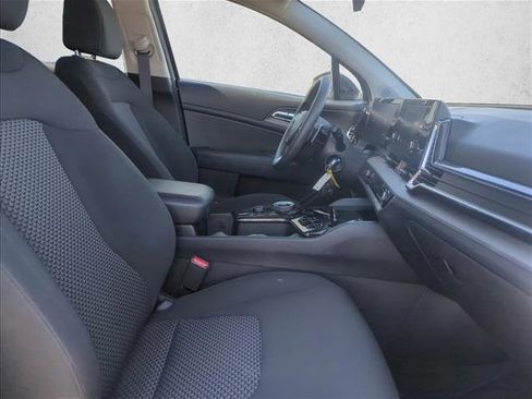 Used 2023 Kia Sportage LX image 22