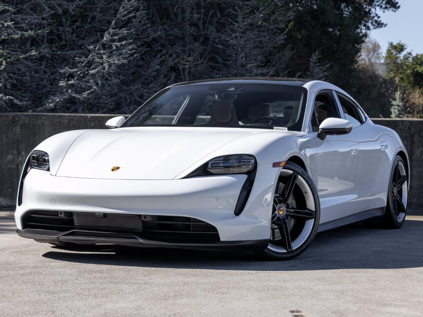 Certified 2022 Porsche Taycan 4S AWD/4WD image 1
