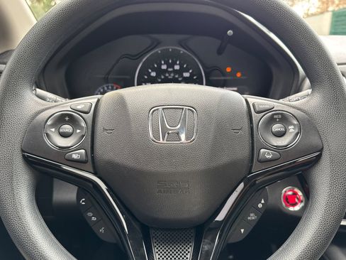 Used 2021 Honda HR-V EX image 24