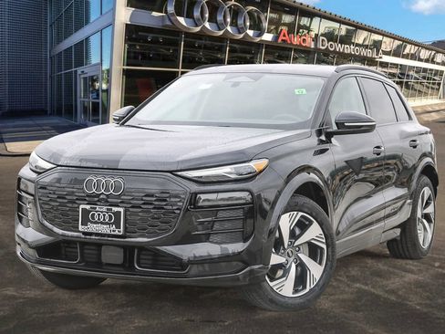Used 2025 Audi Q6 e-tron Premium w/ Convenience Package image 1