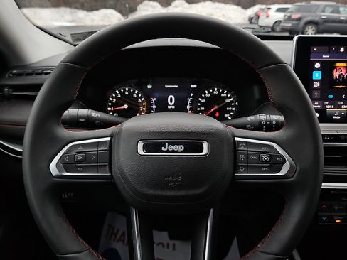 Used 2022 Jeep Compass Trailhawk image 19