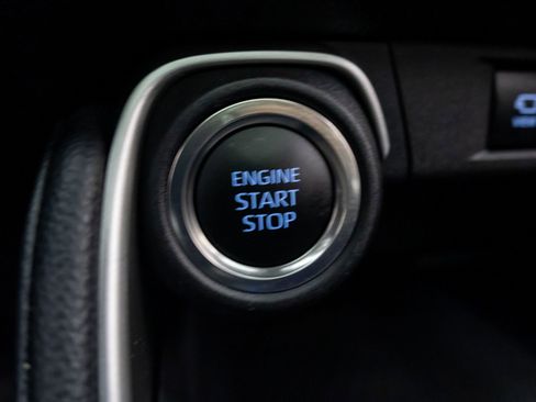 Used 2025 Toyota Grand Highlander AWD image 25