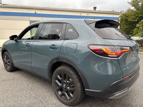 Used 2024 Honda HR-V Sport image 4