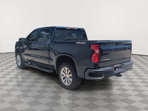 Used 2020 Chevrolet Silverado 1500 Custom w/ Custom Value Package AWD/4WD image 7