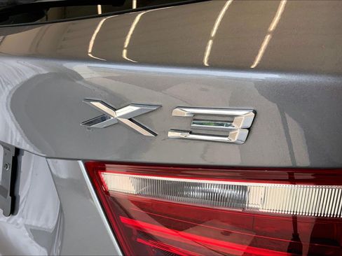 Used 2017 BMW X3 xDrive28i AWD/4WD image 18
