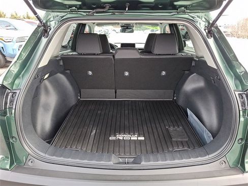 Certified 2025 Toyota Corolla Cross LE image 28