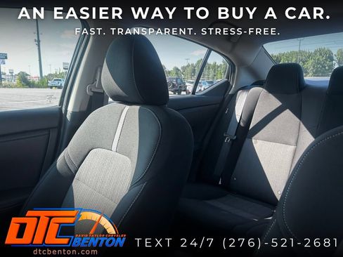 Used 2024 Nissan Sentra SV FWD image 11