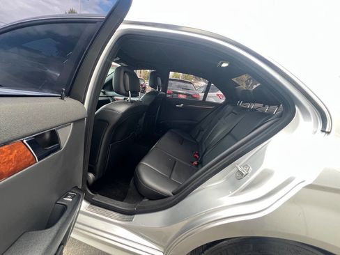 Used 2011 Mercedes-Benz C 300 4MATIC Sedan image 14
