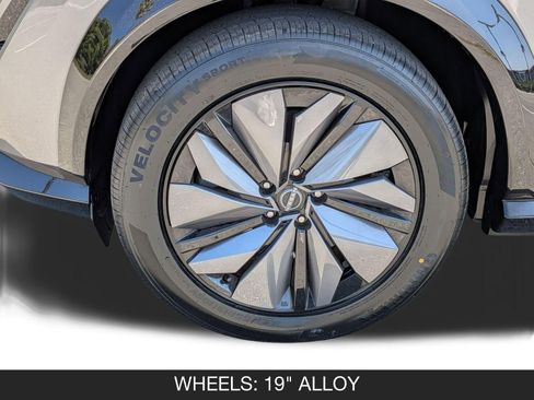 Used 2023 Nissan Ariya FWD image 11